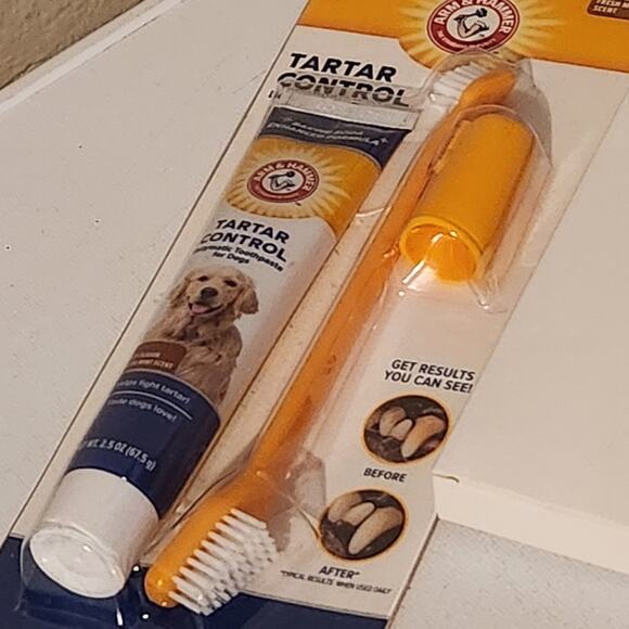 Pet tooth care kit new sealed toothpaste toothbrush and dental kit unopened - Picture 10 of 10